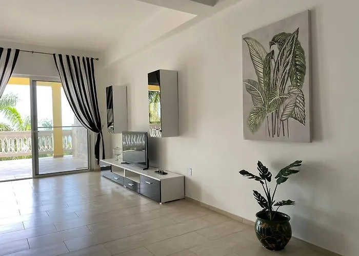 Spring Garden Mobay Luxurious Apartamento