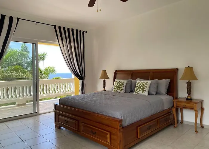 Spring Garden Mobay Luxurious Apartamento Montego Bay