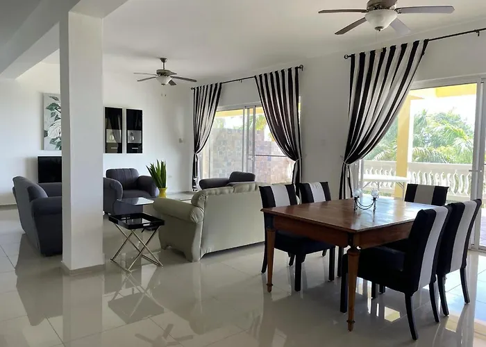 Apartamento Spring Garden Mobay Luxurious Montego Bay