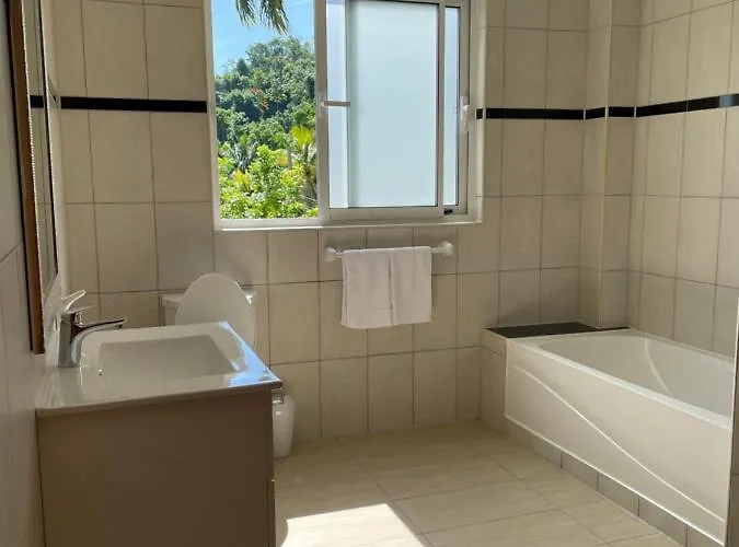 Spring Garden Mobay Luxurious